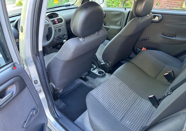 Opel Corsa cena 6000 przebieg: 178000, rok produkcji 2004 z Bytom małe 121